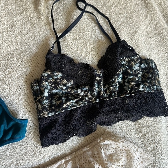 Free People Victoria’s Secret Lace Bralette Bundle XS (3) - Picture 3 of 8